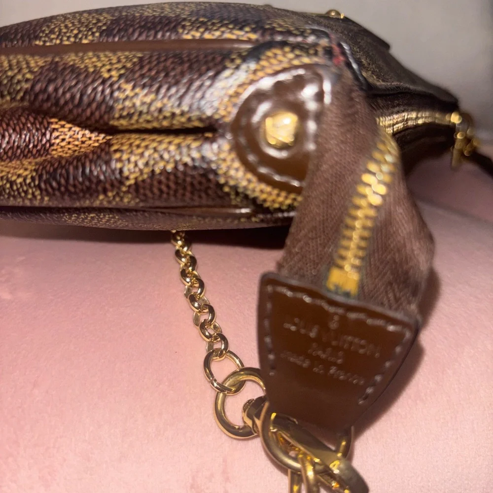 Louis Vuitton this lovely